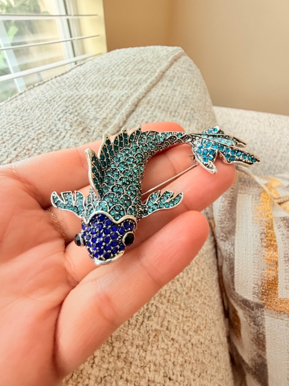 Betsey Johnson Blue Crystal Koi Fish Brooch Pin - Picture 3 of 4